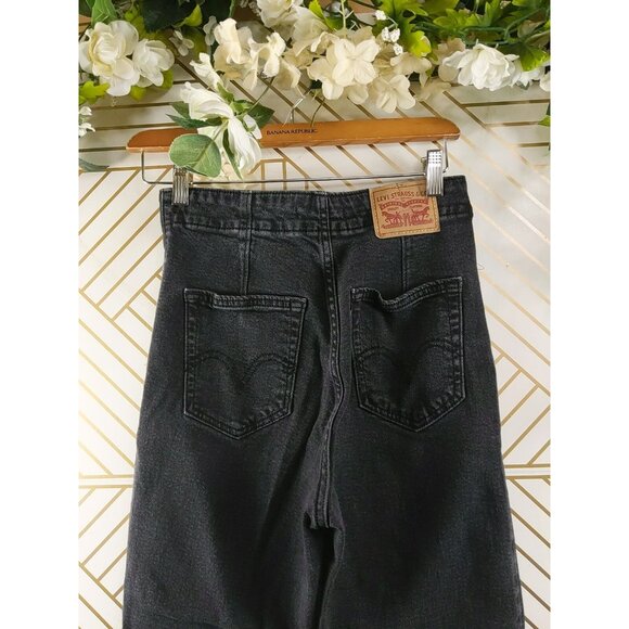 LEVI'S Women's Black High Waisted Taper Jeans Pockets Zip Fly Size 25 READ - Picture 9 of 9